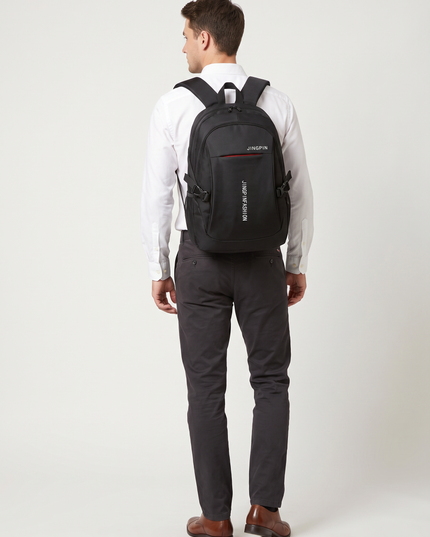 Sac à Dos Voyage Oxford noir - mannequin homme studio dos